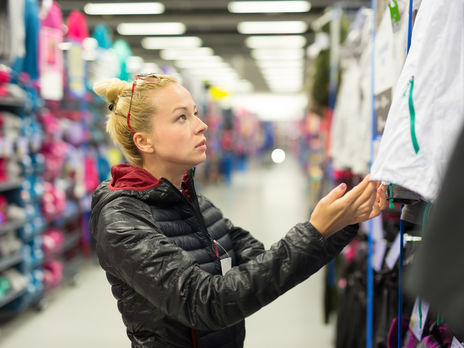 ﻿Зеленський: Якщо працюють магазини непродовольчих товарів, то треба відкрити й ринки