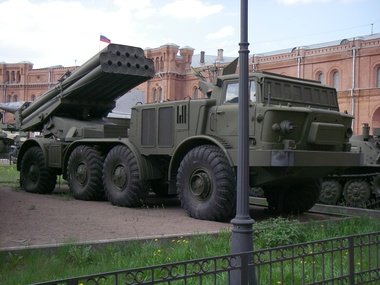 Адмирал Кабаненко: Россия накапливает военную технику на восточной границе Украины