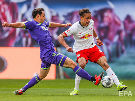 В Германии возобновился чемпионат по футболу. Фоторепортаж