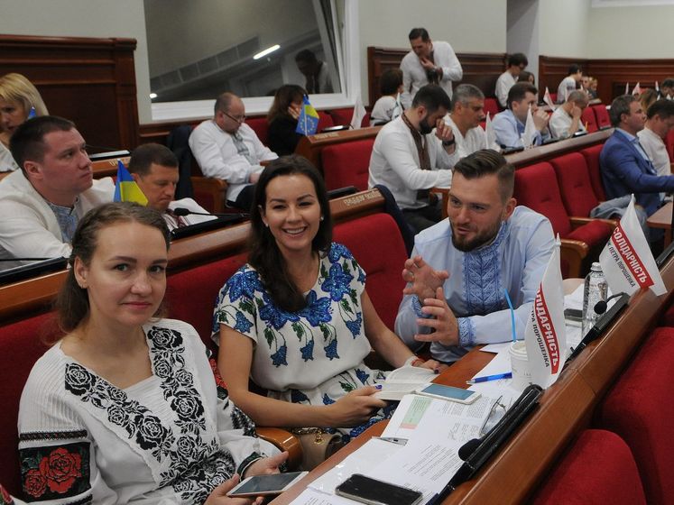 Только 18% всех украинских депутатов составляют женщины – "Опора"