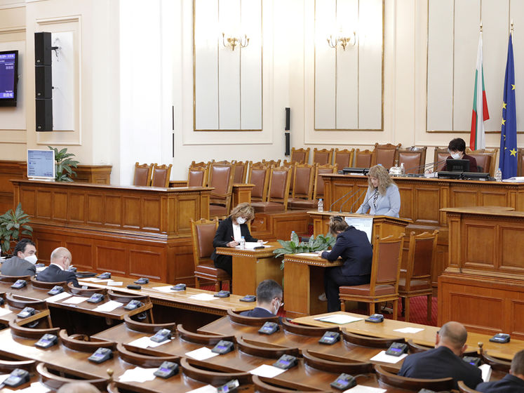 Парламент Болгарии опротестовал админреформу в Украине