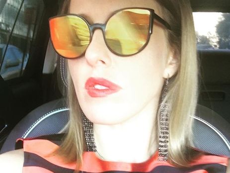 Собчак в бассейне назвала себя бегемотом