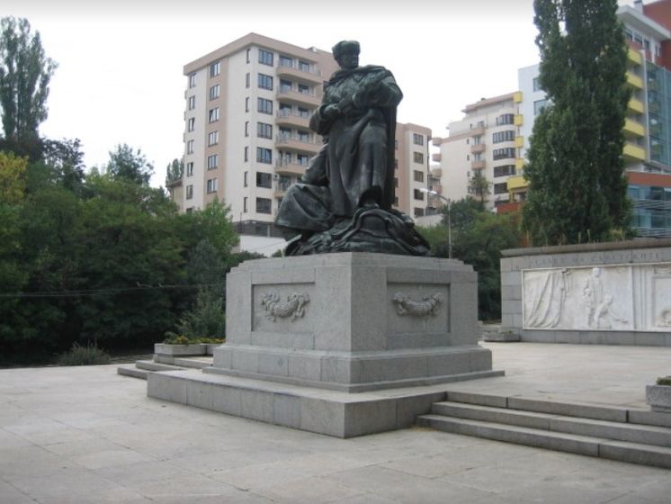 ﻿У Болгарії вирішили перенести радянський пам'ятник. У Росії це назвали блюзнірством і реабілітацією нацизму