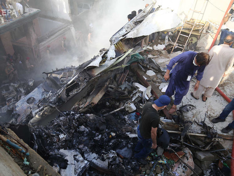 Авиакатастрофа в Пакистане. Власти обнародовали количество погибших