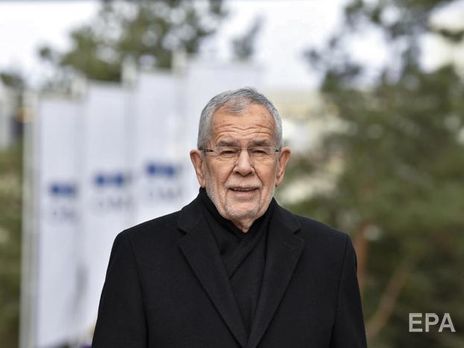 В Австрии патруль застал президента возле ресторана после начала комендантского часа