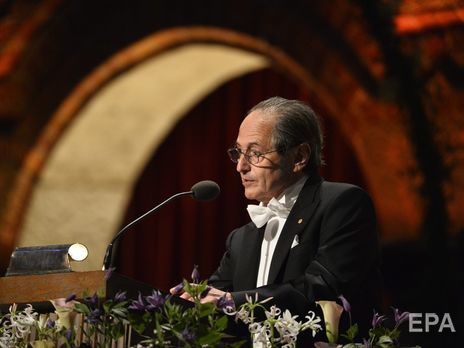 Нобелевский лауреат считает, что карантин бесполезен