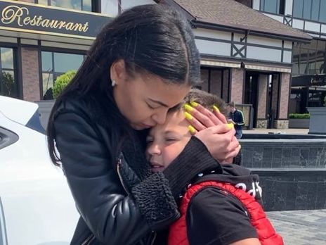 Жена рэпера Сереги: Дети души во мне не чаяли, а сейчас боятся подойти. Старший сын отказался выходить