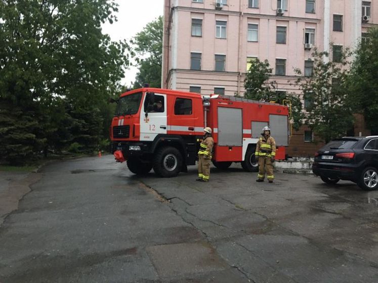 В Киеве случился пожар в Александровской больнице