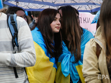 Нацсовет потребовал от руководства украинских телеканалов объяснить, почему в эфире мало украинского языка