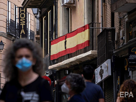 Количество умерших от коронавируса в Испании превысило 27 тыс., инфицированных – более 236 тыс. 