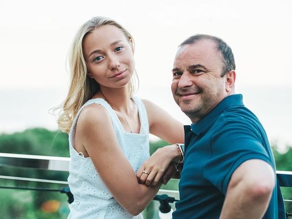 25-летняя невеста Павлика: Виктор Франкович не спешил мне помогать, хотя я нуждалась в работе и ждала от него помощи