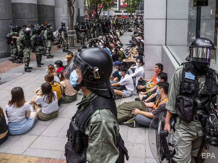 "Разрушительное решение Пекина". Помпео сообщил, что Гонконг больше не обладает автономным статусом