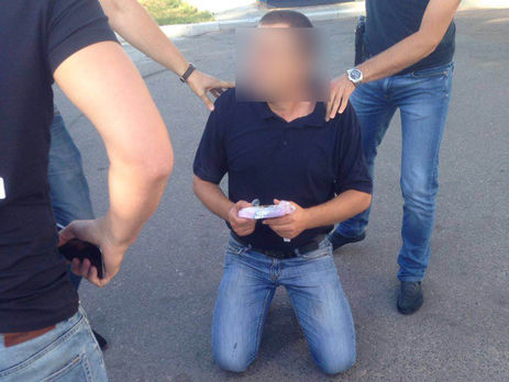 Прокуратура: В Киевской области за получение взятки задержали главу сельсовета