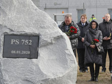 В Иране хотят передать черные ящики самолета МАУ во Францию, иранского посла вызывают в МИД Украины