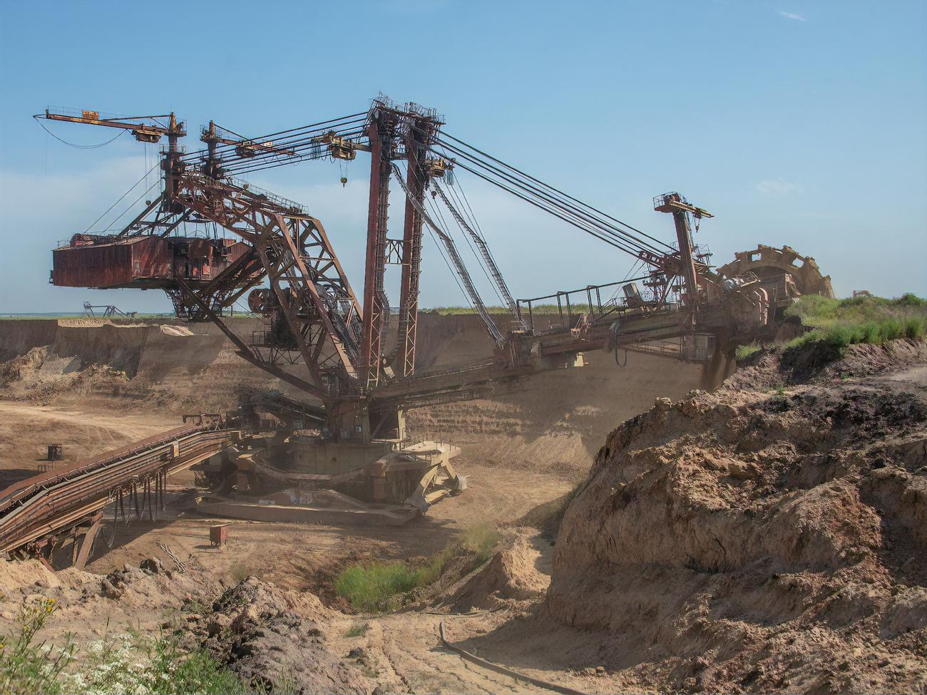 Иршанский горно-обогатительный комбинат на карте. Вольногорский горно металлургический комбинат. Горнообогатительные комбинаты. Вольногорский горно металлургический комбинат. Гмк вольногорск.