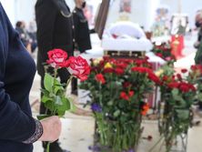 В Киеве прошла церемония прощания с композитором Скориком. Фоторепортаж