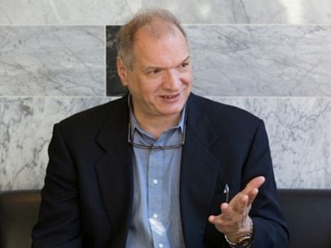 Фельштинский: Тошнота от того, что во главе государства стоит Трамп, усиливается с каждым днем. Это делает протест более резким, ярким и агрессивным