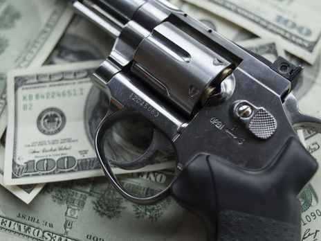 Грабители взломали 17 сейфов в VIP-отделении 