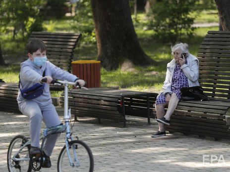 ﻿Синоптики прогнозують, що найближчими днями в Україні істотно потеплішає