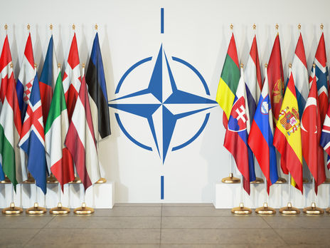 Україна активізувала співпрацю з НАТО 2014 року на тлі анексії Криму Росією і збройного конфлікту на Донбасі