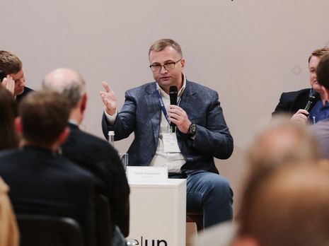 Вся энергия Кабмина Украины сейчас направлена на то, чтобы взять вонючие миллиарды у МВФ – экономист Атаманюк