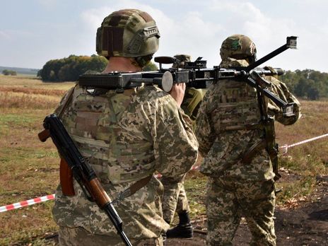 ﻿Бойовики випустили 60 великокаліберних мін по українських військових біля Оріхового і Кримського – штаб ООС