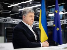 Порошенко, Венедиктова и их окружение в кабинете Генпрокуратуры спорили на русском. Видео