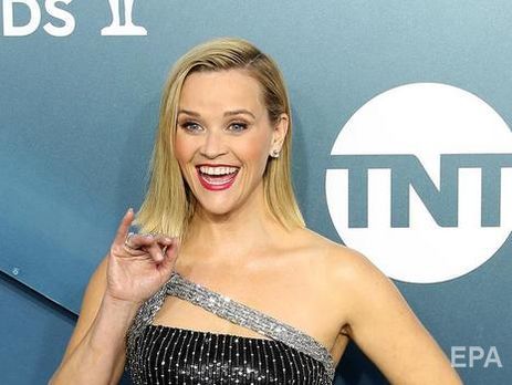 ﻿Роздавання безплатних суконь закінчилося для Візерспун судовим позовом