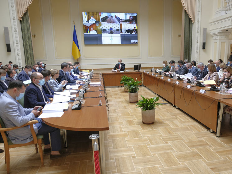 Кабмин Украины назначил министру обороны седьмого заместителя. За 2019 год он задекларировал 13 тыс. грн дохода