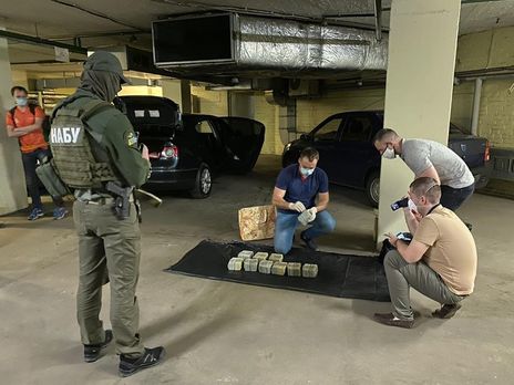 Бывший чиновник пытался дать Холодницкому $6 млн взятки – САП