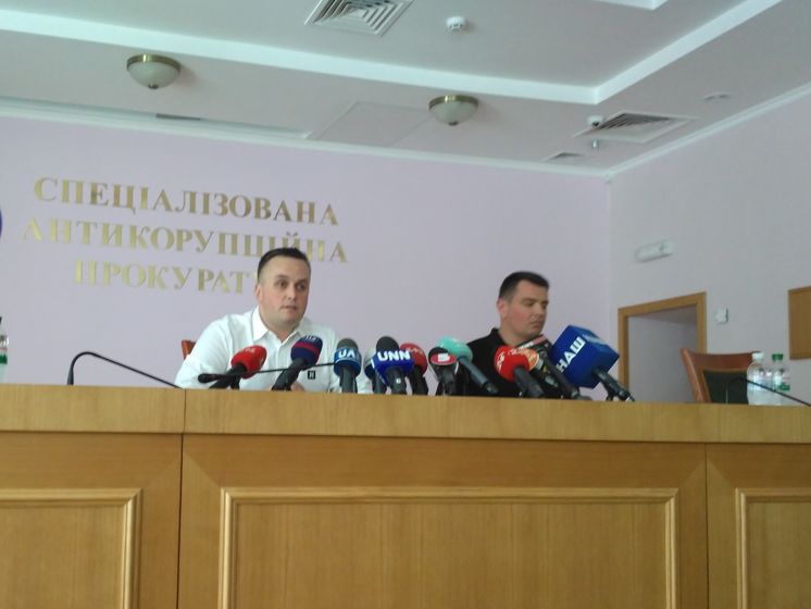 По делу о взятке $6 млн задержаны действующий чиновник ГФС Киева и двое доверенных лиц Злочевского