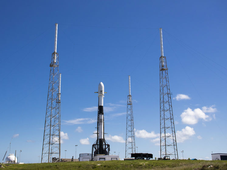 SpaceX вывела на орбиту 58 спутников Starlink с помощью ракеты Falcon 9