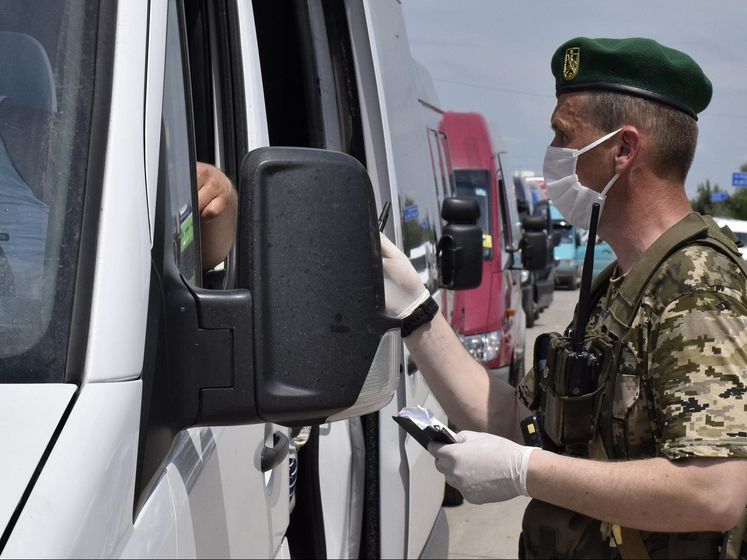 В пункте пропуска "Шегини" на границе с Польшей возобновили проезд автомобилей