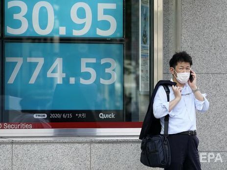 Пекин ввел ограничения на выезд из города из-за новой вспышки COVID-19