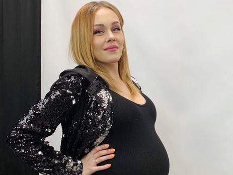 Беременная Alyosha показала портрет своей будущей дочери