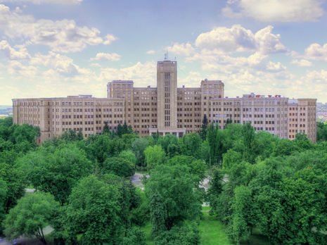﻿У новий рейтинг QS World University Rankings потрапило шість вишів з України