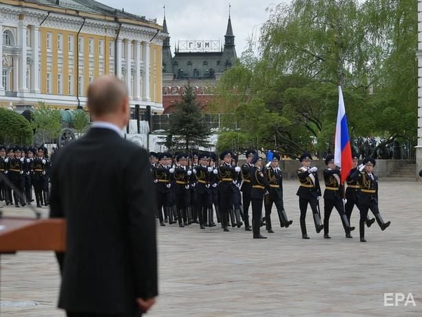 Фото путина на параде победы