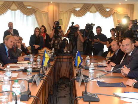 Егор Соболев: Безвизовый режим с ЕС сейчас зависит от выполнения закона о декларациях украинских топ-чиновников и судей