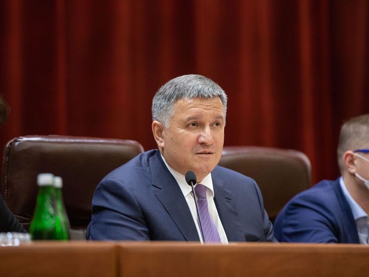 Зеленский назвал два условия для отставки Авакова – нардеп