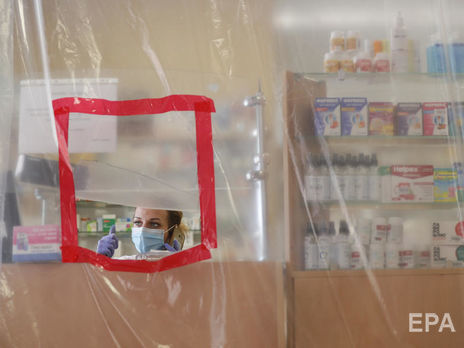 ﻿В Україні виявили ще 921 випадок інфікування коронавірусом. Це новий добовий рекорд 