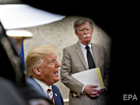 Путин считает, что может играть на Трампе, как на скрипке, и не воспринимает как серьезного противника – Болтон