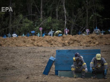 В Бразилии коронавирусом заразилось более 1 млн человек, за последние сутки – почти 55 тыс.