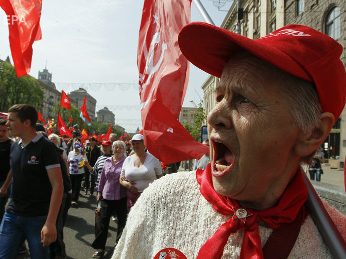 Опрос: О распаде СССР больше всего жалеют избиратели Бойко, меньше всего – избиратели Порошенко