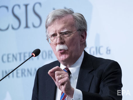 Болтон сказал, что не будет голосовать ни за Трампа, ни за Байдена