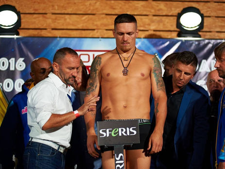 Букмекеры считают Усика фаворитом в бою с Гловацки