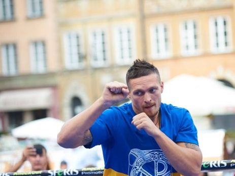 Усик стал чемпионом мира по боксу