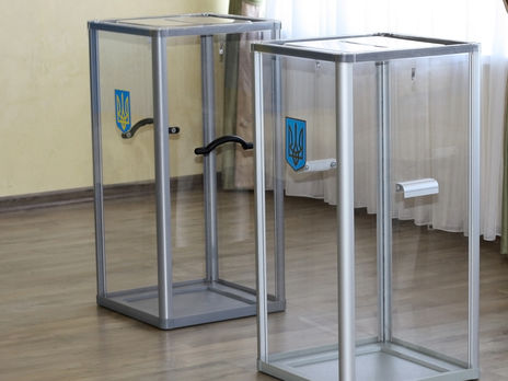 Местные выборы в Украине должны пройти в последнее воскресенье октября