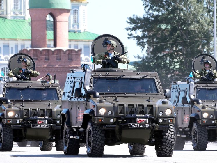 МИД Украины назвал провокацией проведение военных "парадов" в Крыму, Донецке и Луганске