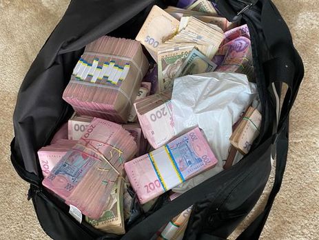 НАБУ задержало губернатора на вымогательстве взятки в 1,8 млн грн. СМИ пишут, что речь о главе Кировоградской ОГА