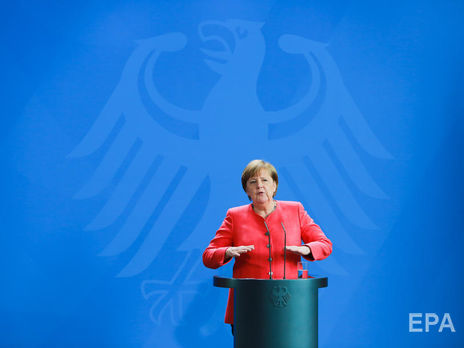 Меркель намерена продолжать сотрудничество с РФ